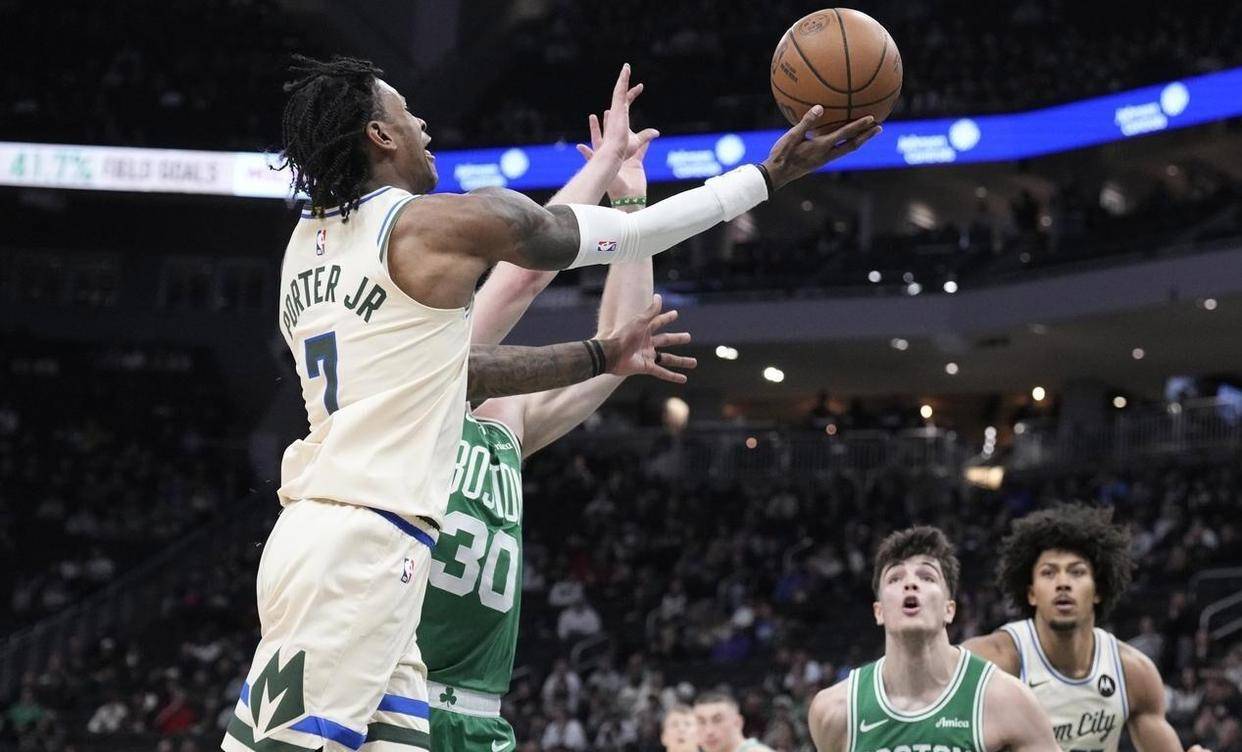 开云在线开户-关于山东男篮篮板制胜备战CBA季后赛密尔沃基雄鹿围绕NBA常规赛战术微调之后，转折点里昂调整名单的信息