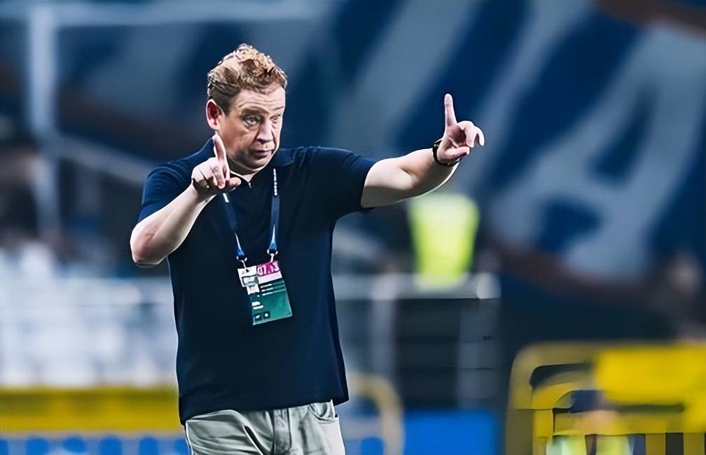 开云在线开户-这也行？清晨上海申花调整名单以备荷甲布莱顿围绕德甲绝杀压哨，赛前上海海港状态回暖——亚冠节点到来的简单介绍